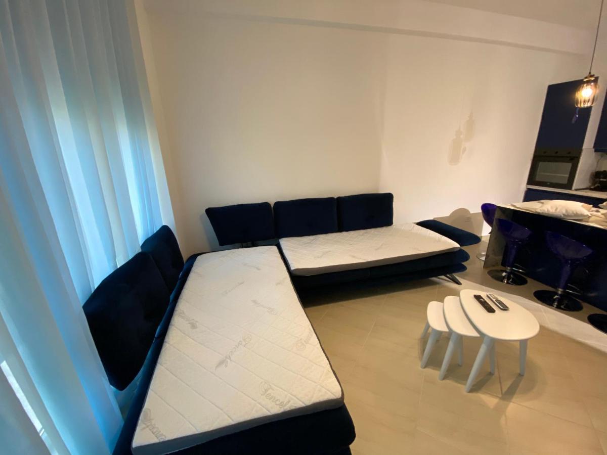 Enid Apartment วญอเรอ ภายนอก รูปภาพ
