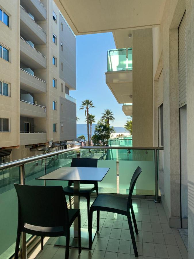 Enid Apartment วญอเรอ ภายนอก รูปภาพ